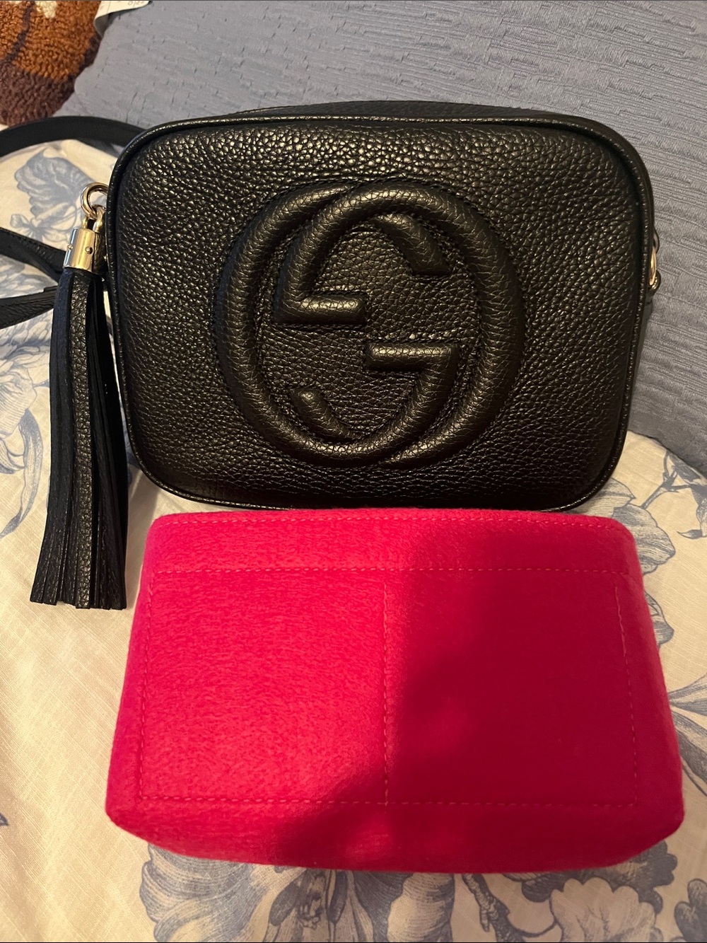 Gucci Black Pebbled Leather Round-Logo Crossbody with Tassel and bag insert